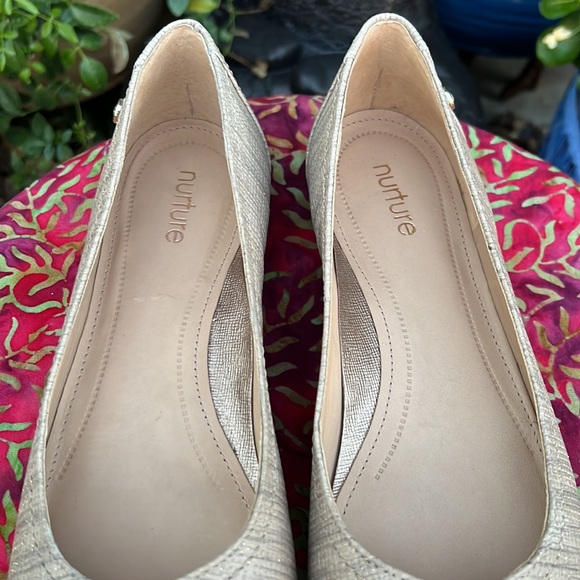 New! Nurture Leather Ballerina Slip-on Flats - Picture 9 of 17